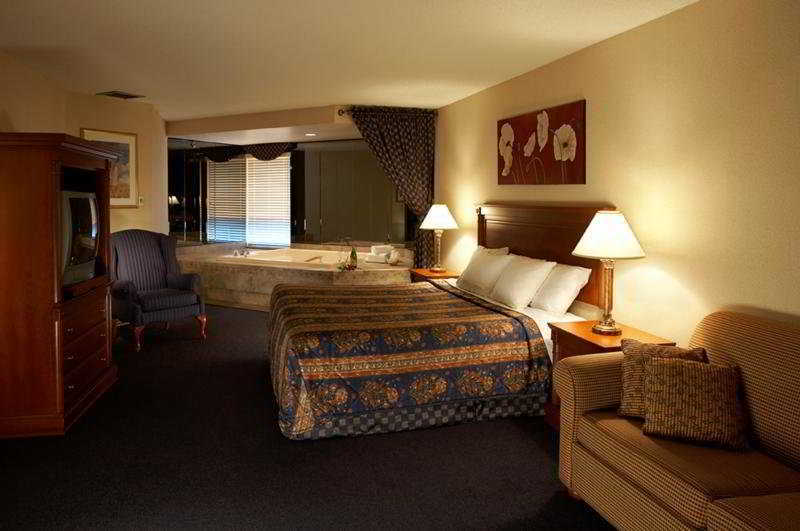 Best Western Hotel Brossard Exterior photo